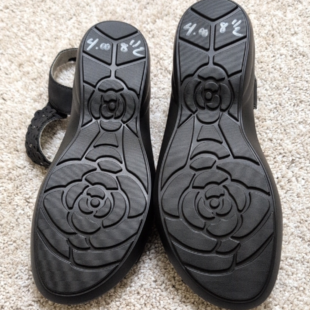 JBU Black Sandals Size 8.5 - Picture 5 of 5